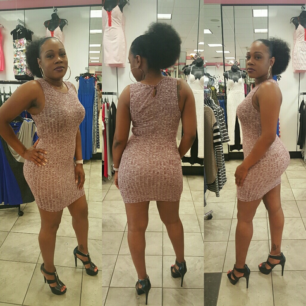 Wine Ribbed Dress - Picture 1 of 1